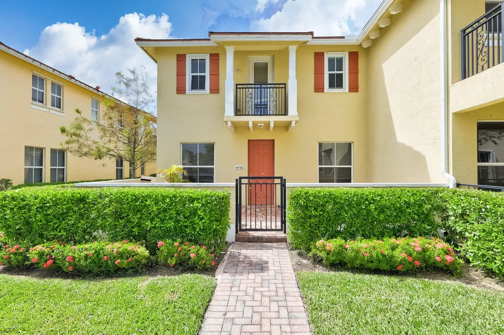 4776 Sierra Lane Coconut Creek FL 33073