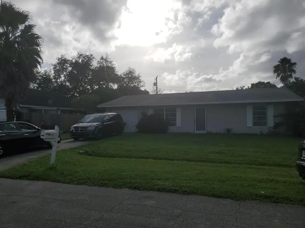 714 SW Hibiscus Street Port St Lucie FL 34983