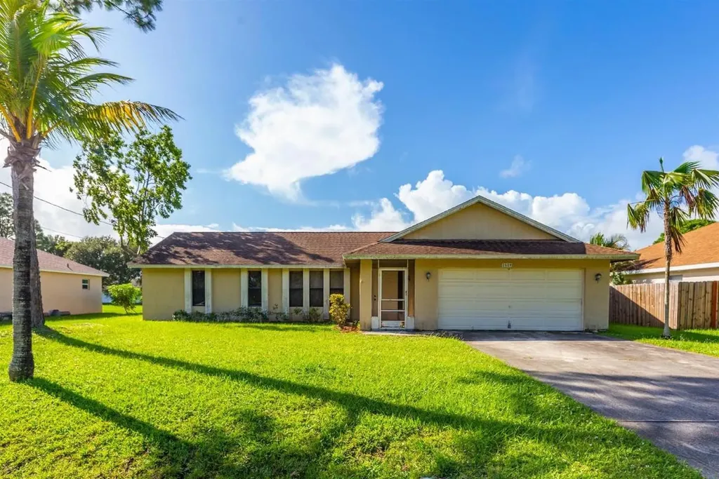 2620 SE Tiffany Avenue Port St Lucie FL 34952