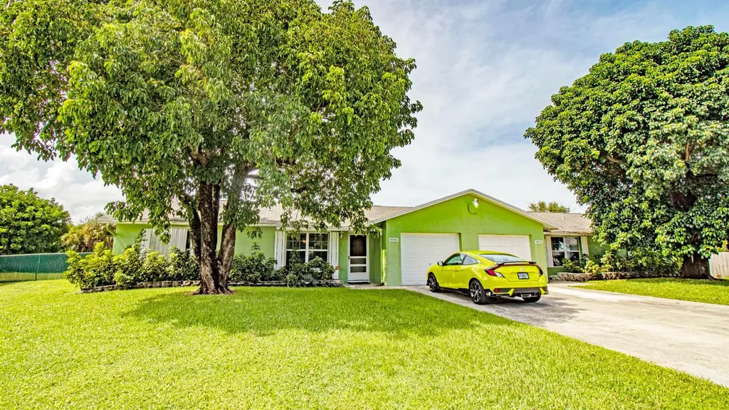 9570 SE Valley Court Hobe Sound FL 33455