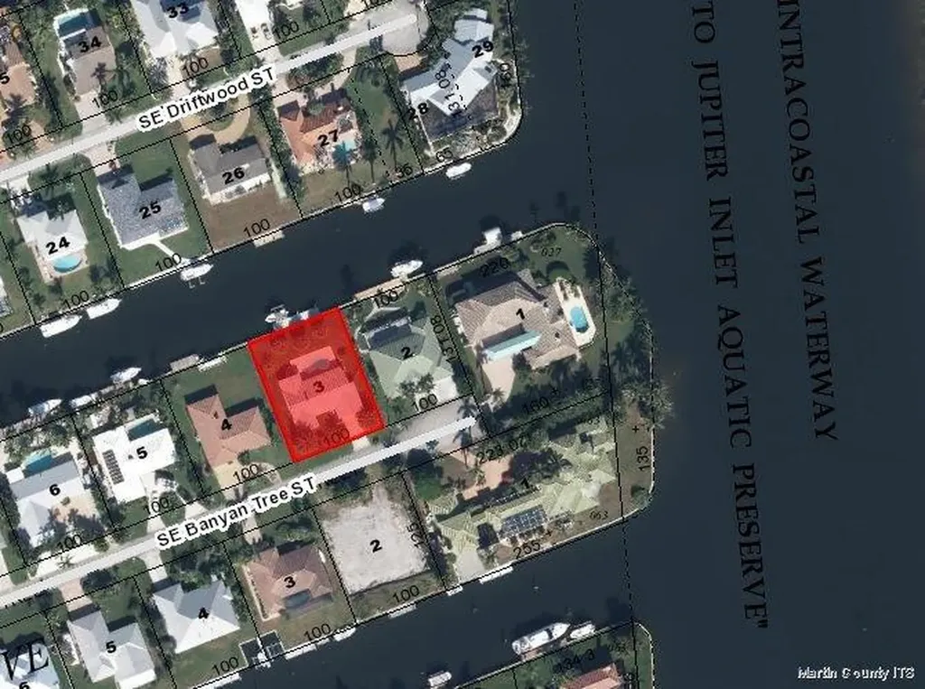 8573 SE Banyan Tree Street Hobe Sound FL 33455