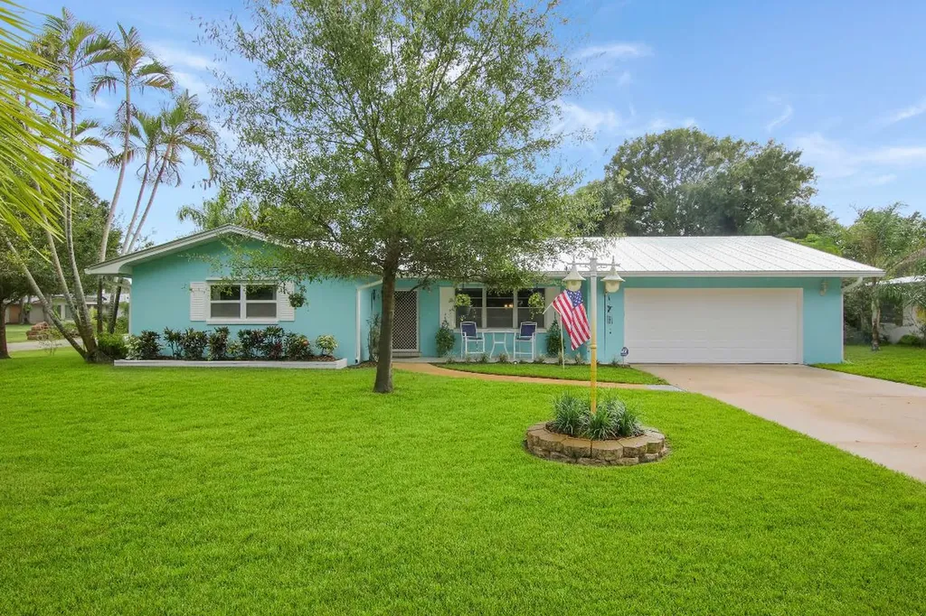 1901 Zephyr Avenue Fort Pierce FL 34982