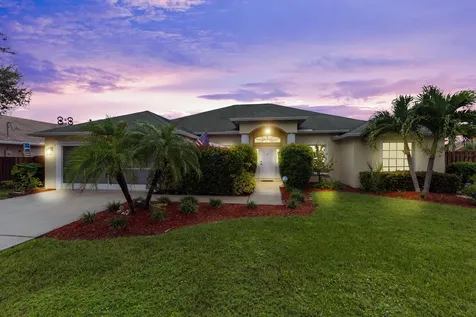949 SW Mccracken Avenue Port St Lucie FL 34953