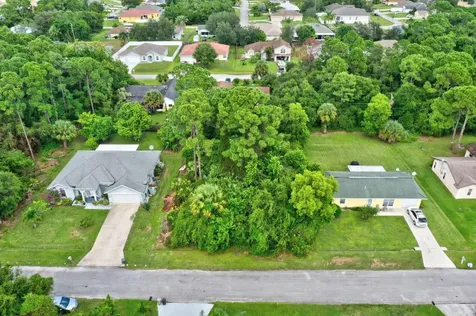 1821 SW Alberca Lane Port St Lucie FL 34953