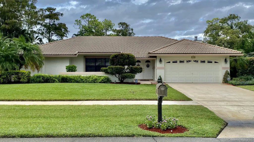 13908 Ishnala Circle Wellington FL 33414