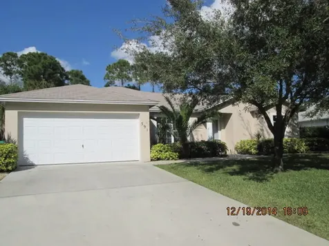 591 SE Wallace Terrace Port St Lucie FL 34983