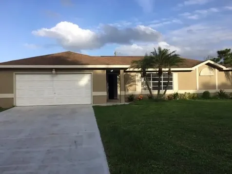 2901 SW Varsity Lane Port St Lucie FL 34953