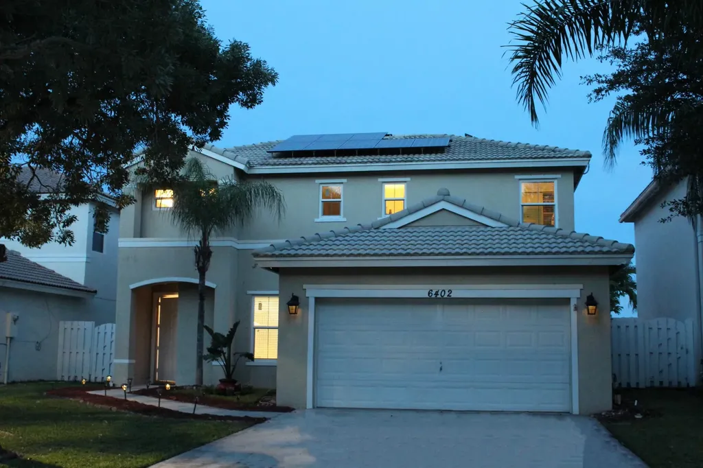 6402 Suntree Court Greenacres FL 33413