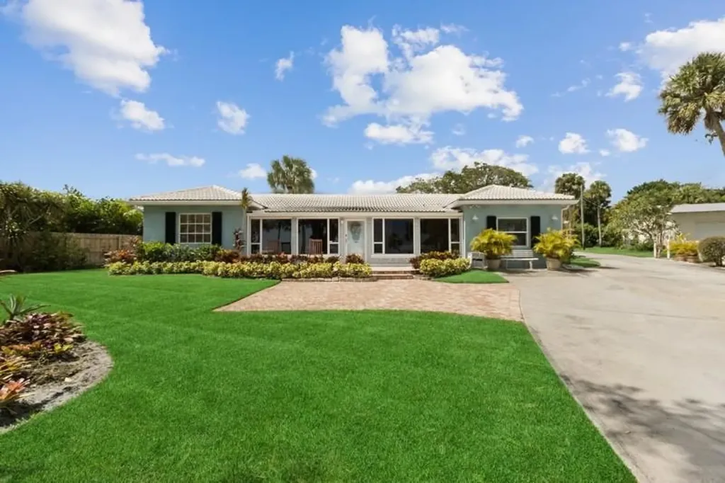 7001 S Indian River Drive Fort Pierce FL 34982