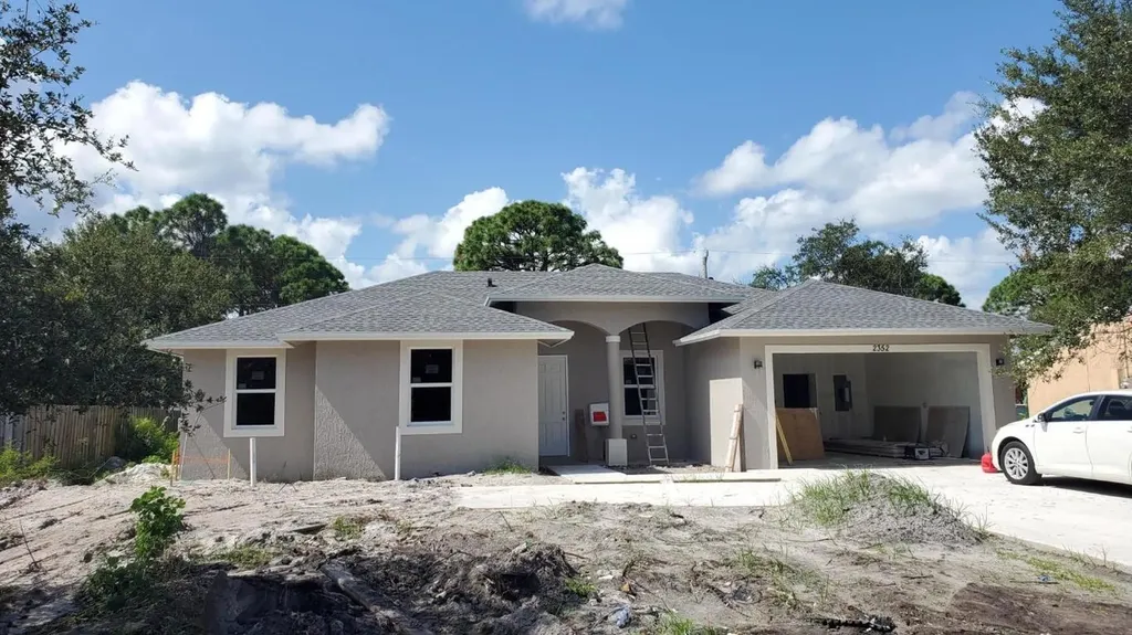2352 SE Berkshire Boulevard Port St Lucie FL 34952