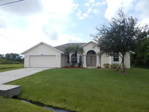 5384 NW Mara Court Port St Lucie FL 34986