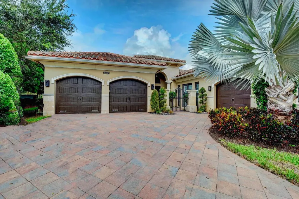 16647 Chesapeake Bay Court Delray Beach FL 33446