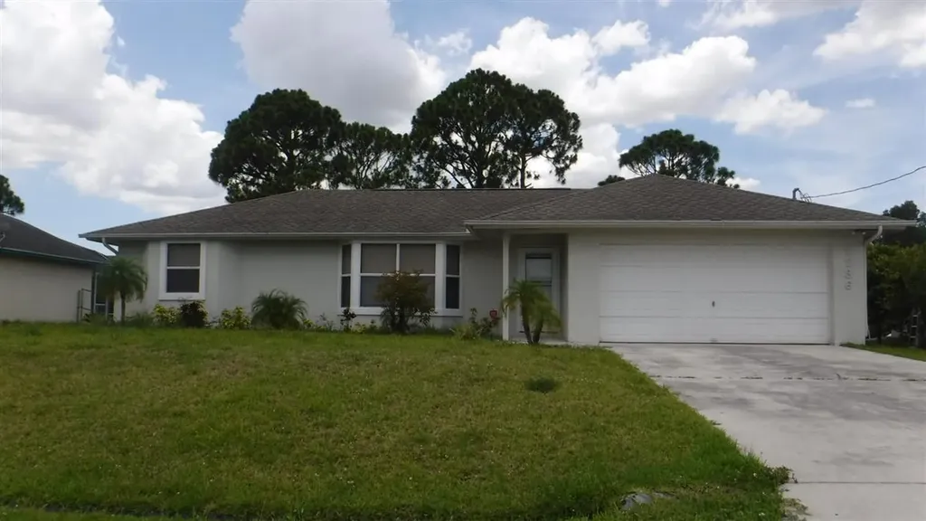 2236 SW Plymouth Street Port St Lucie FL 34953