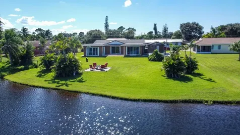 2191 SE Sunflower Street Port St Lucie FL 34952