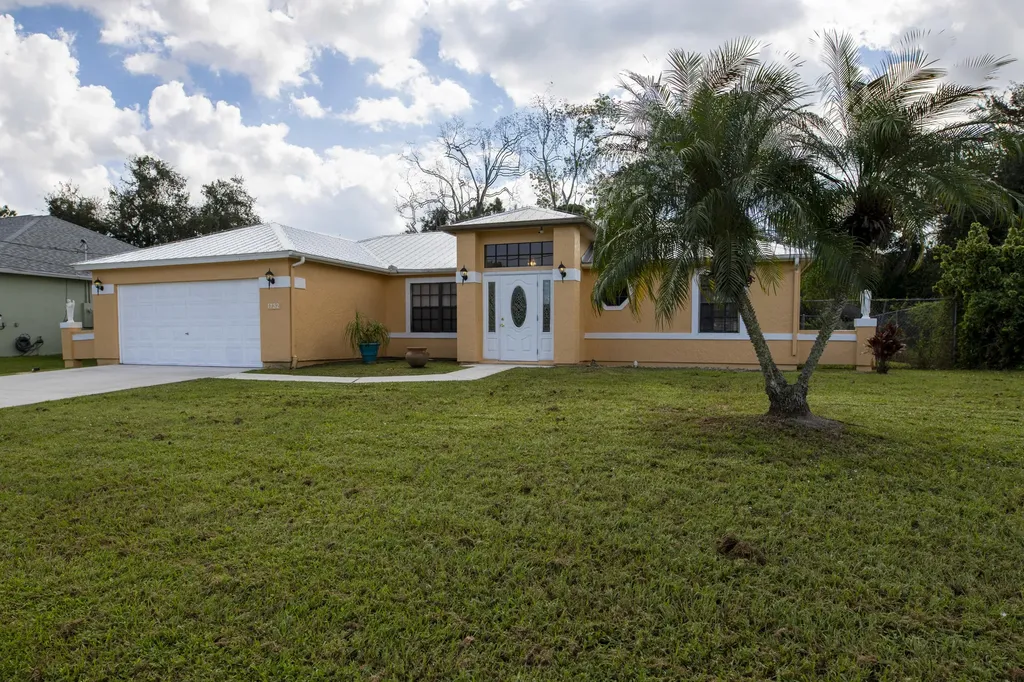 1732 SW Bradway Lane Port St Lucie FL 34953
