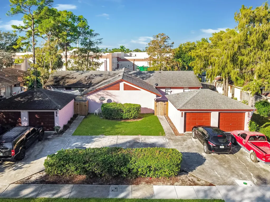 1187 Hyacinth Place Wellington FL 33414