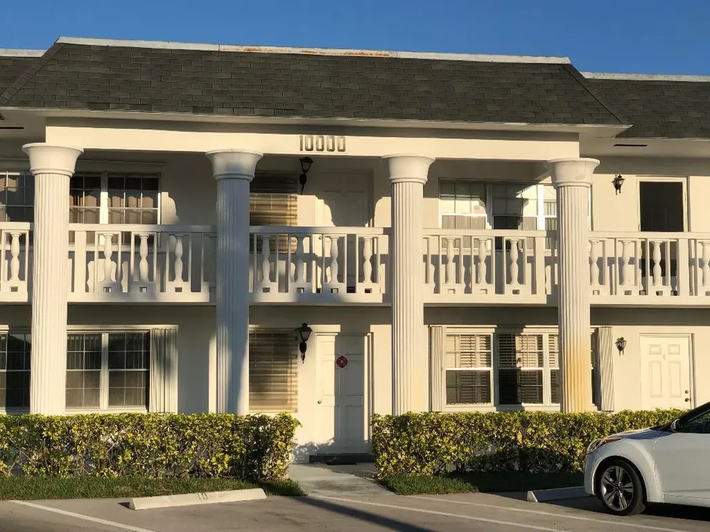 10000 Meridian Way N Palm Beach Gardens FL 33410