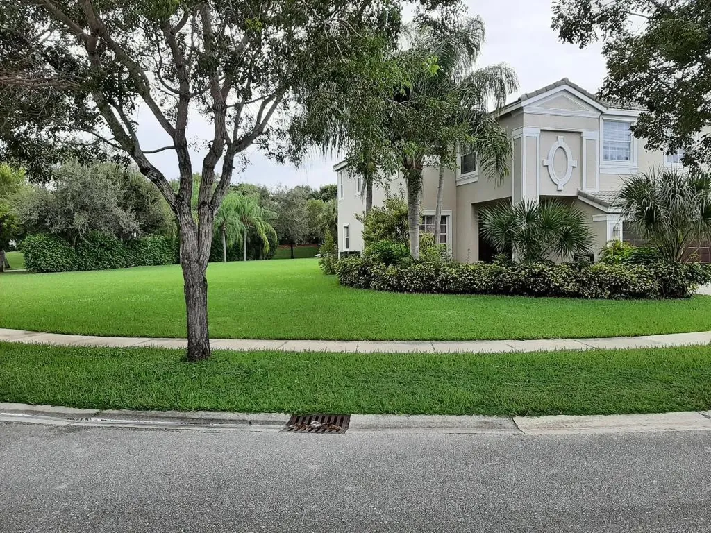 9949 Woodworth Court Wellington FL 33414