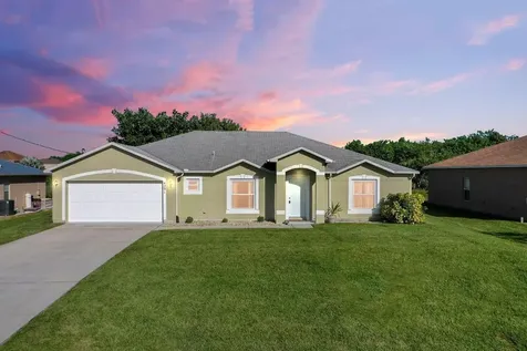 4201 SW Winslow Street Port St Lucie FL 34953