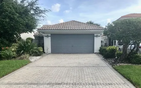 7568 Glendevon Lane Delray Beach FL 33446