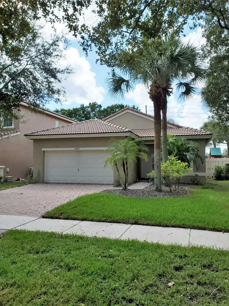 5309 Sancerre Circle Lake Worth FL 33463