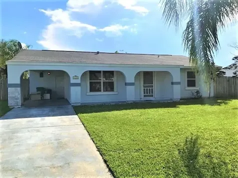 1480 SE Vesthaven Circle Port St Lucie FL 34952