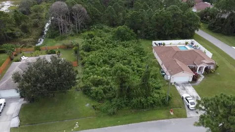 3201 SW Hambrick Street Port St Lucie FL 34953