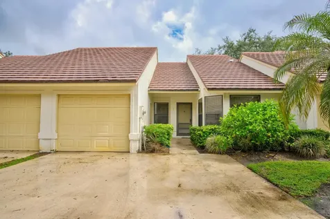 702 Saint Giles Court Palm Beach Gardens FL 33418