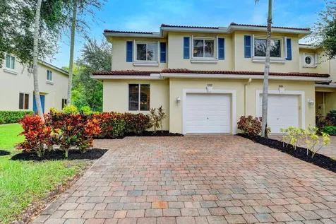 3082 N Evergreen Circle Boynton Beach FL 33426