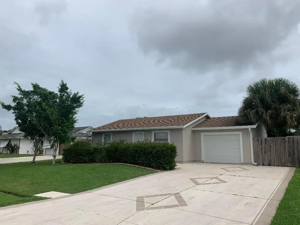 643 SW Granadeer Street Port St Lucie FL 34983