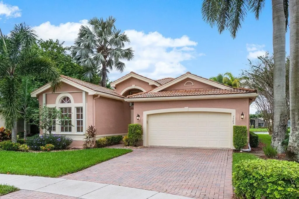 7785 Bonita Villa Bay Lake Worth FL 33467