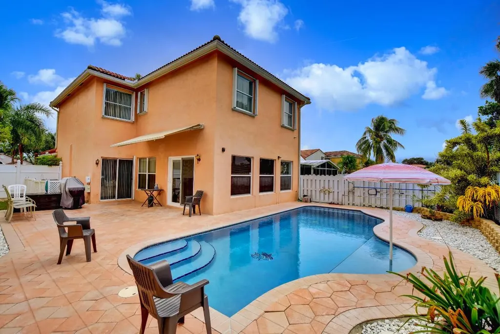 6805 Green Island Terrace Lake Worth FL 33463
