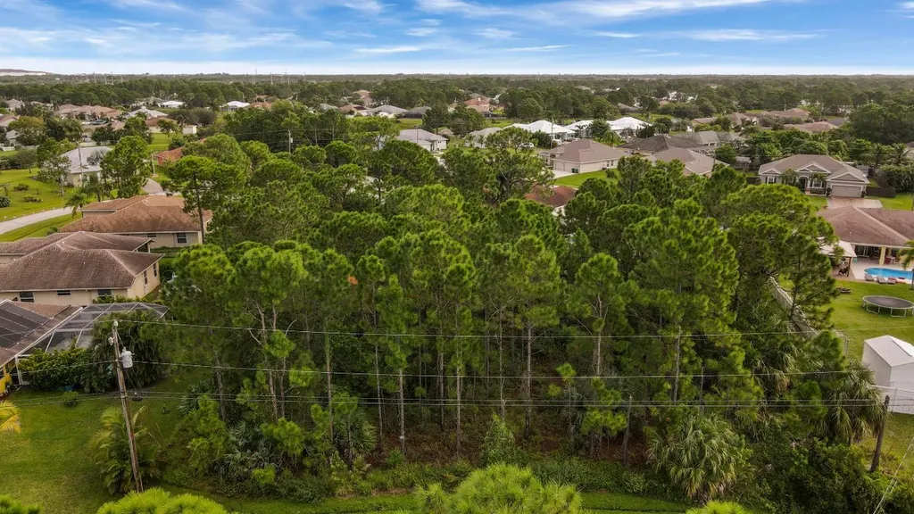 6055 NW Winfield Drive Port St Lucie FL 34986