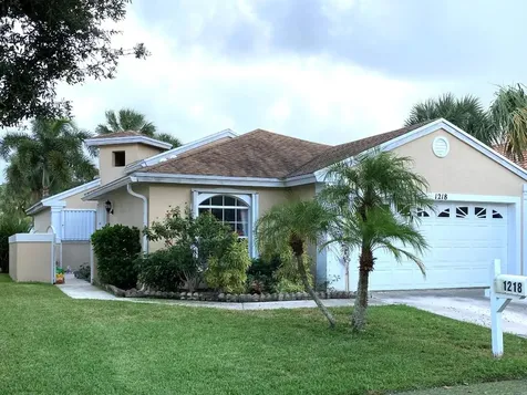 1218 Sussex Street Boynton Beach FL 33436
