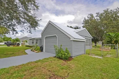 449 SW Belmont Circle Port St Lucie FL 34953
