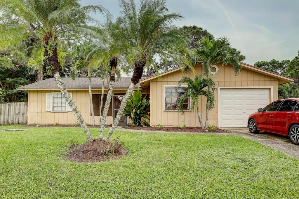 114 SW Christmas Terrace Port St Lucie FL 34984