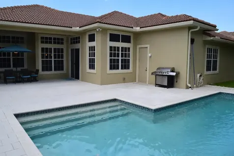 132 Via Isabela Jupiter FL 33458