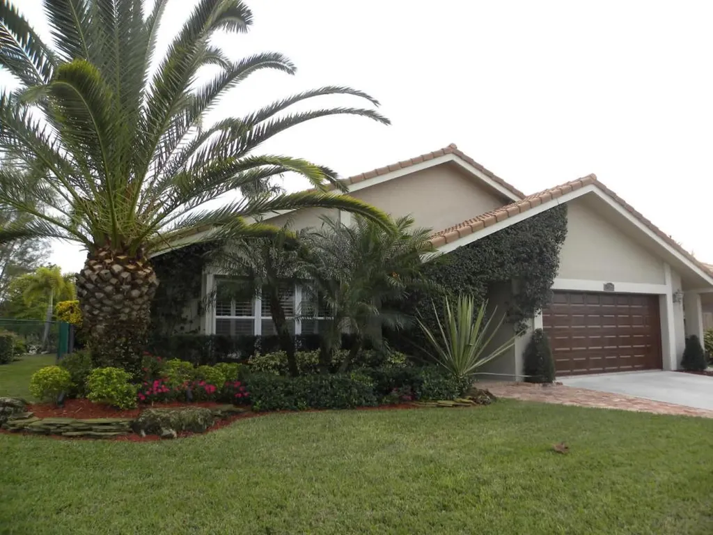 7536 Silver Woods Court Boca Raton FL 33433