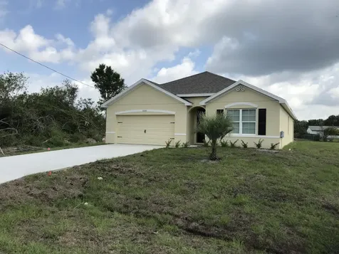 2650 SW Cactus Circle Port St Lucie FL 34953