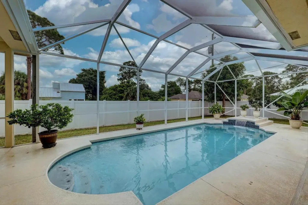 1538 SW Mercedes Avenue Port St Lucie FL 34953