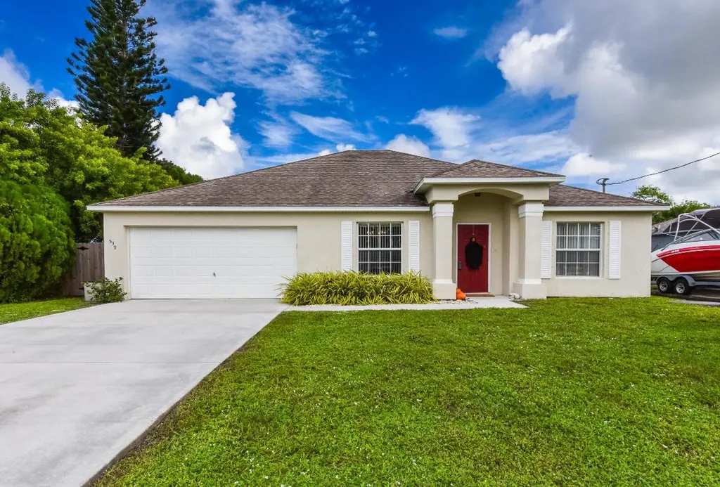 539 NW North Macedo Boulevard Port St Lucie FL 34983