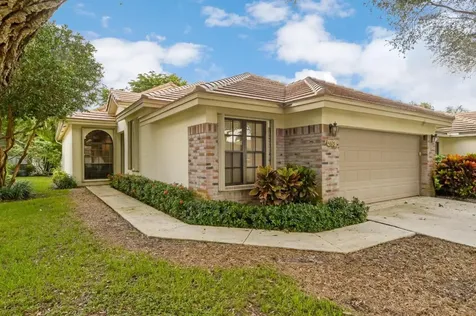4655 Sherwood Forest Drive Delray Beach FL 33445