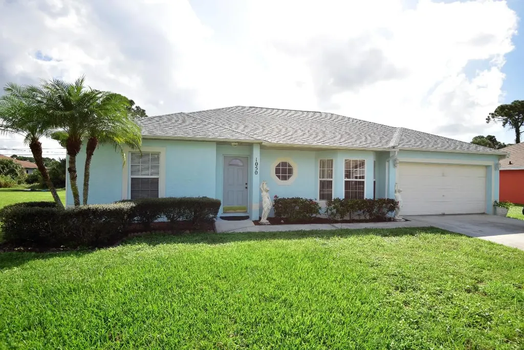 1050 SW Versailles Avenue Port St Lucie FL 34953