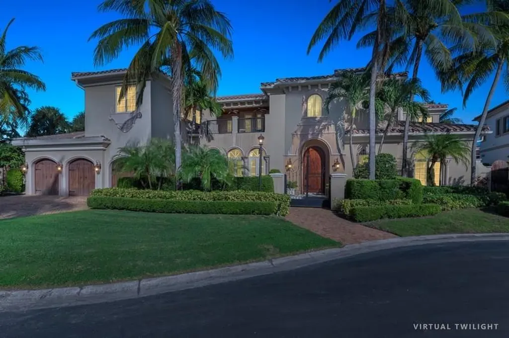 5052 Blue Heron Way Boca Raton FL 33431