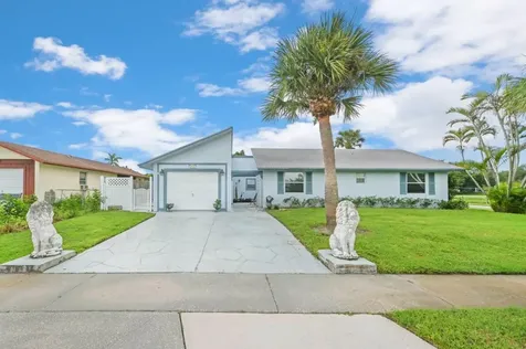10432 Carmen Lane Royal Palm Beach FL 33411