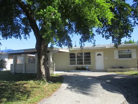 1820 NW 1st Way Pompano Beach FL 33060