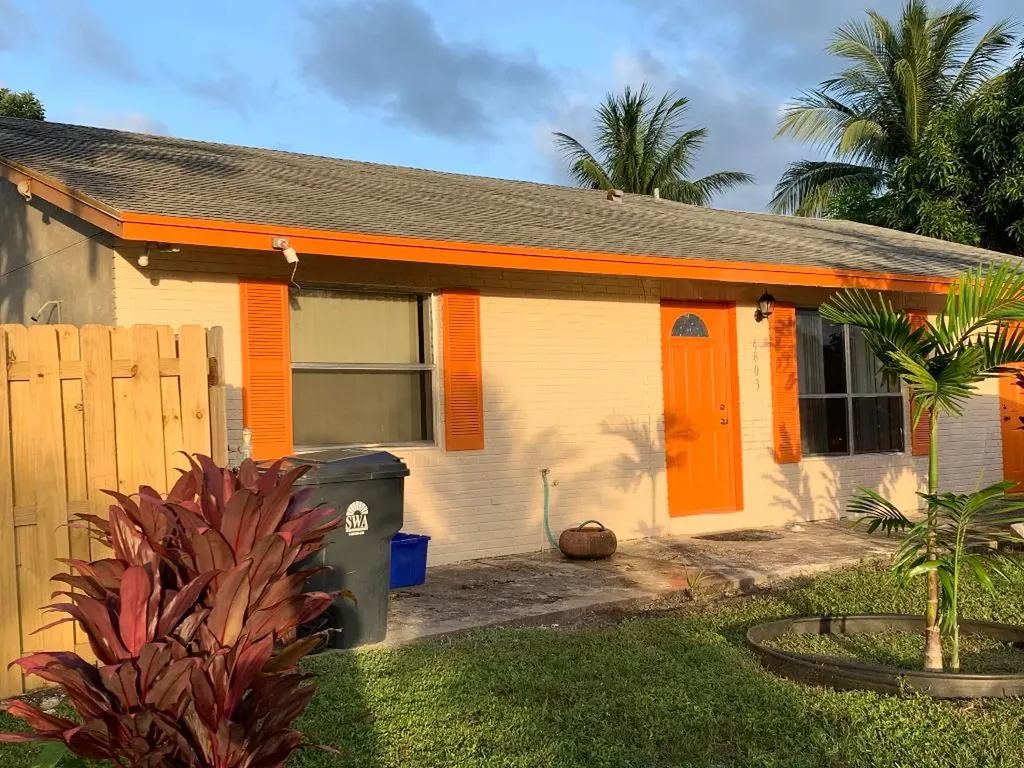 4803 Spartacus Drive Lake Worth FL 33463