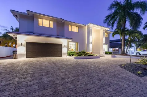 4811 NE 27th Terrace Lighthouse Point FL 33064