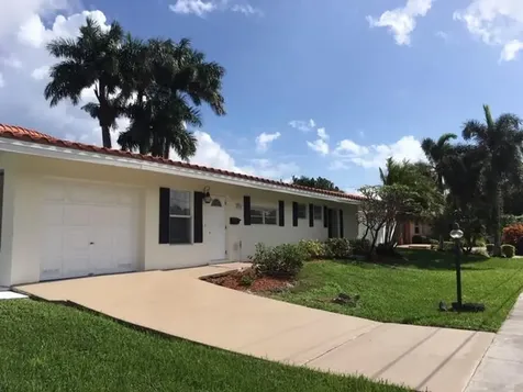 4920 NE 24th Avenue Lighthouse Point FL 33064