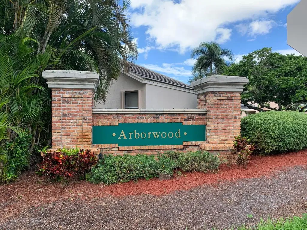 2673 Millwood Court Davie FL 33328